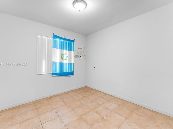 222 NW 14th St, Homestead FL 33030