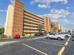 610 NE 12th Ave 304, Hallandale Beach FL 33009