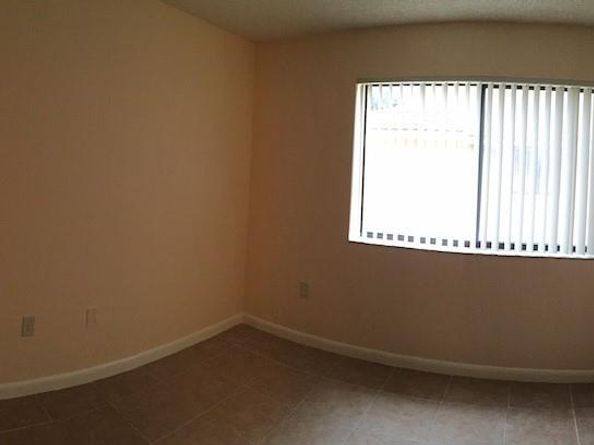 3204 Coral Lake Dr 3204, Coral Springs FL 33065