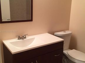 3204 Coral Lake Dr 3204, Coral Springs FL 33065
