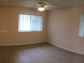 3204 Coral Lake Dr 3204, Coral Springs FL 33065