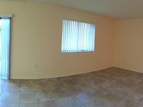 3204 Coral Lake Dr 3204, Coral Springs FL 33065