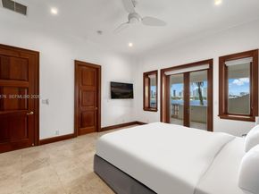 432 S Hibiscus Dr, Miami Beach FL 33139