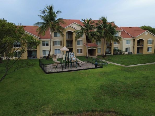 4021 San Marino Blvd 102, West Palm Beach FL 33409