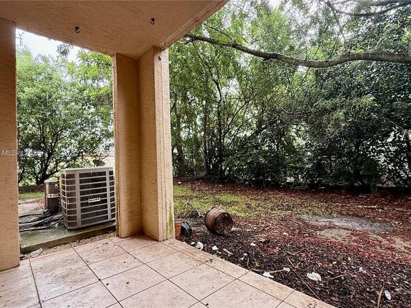 4021 San Marino Blvd 102, West Palm Beach FL 33409
