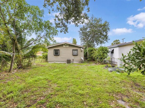 4510 NW 33rd Ave, Miami FL 33142