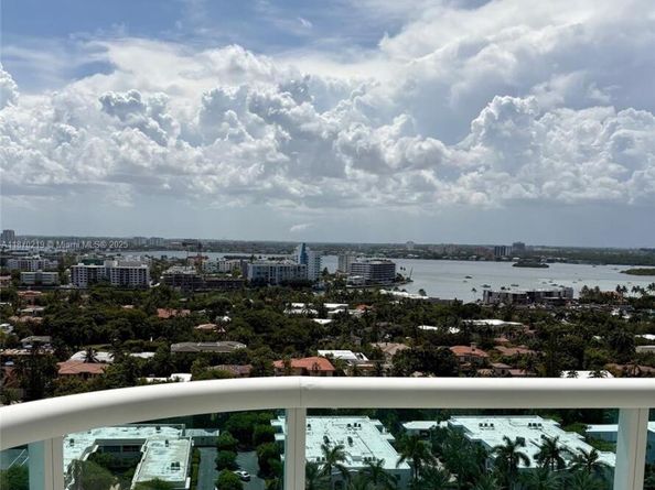 10101 Collins Ave 17A, Bal Harbour FL 33154