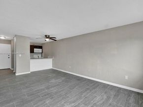 1225 NE 124th St 42B, North Miami FL 33161