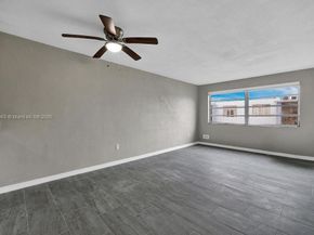 1225 NE 124th St 42B, North Miami FL 33161