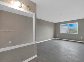 1225 NE 124th St 42B, North Miami FL 33161