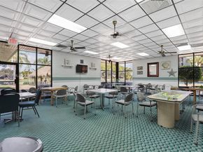 1000 Colony Point Cir 220, Pembroke Pines FL 33026