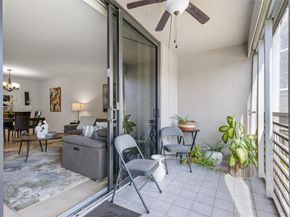 1000 Colony Point Cir 220, Pembroke Pines FL 33026