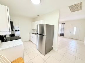 1311 N 69th Ave, Hollywood FL 33024