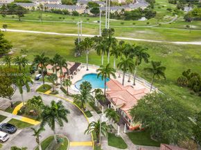 7452 NW 178th St, Hialeah FL 33015