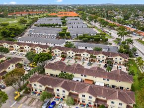 7452 NW 178th St, Hialeah FL 33015