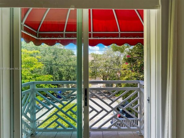 3062 New York St 3062, Miami FL 33133
