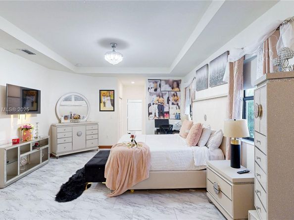 174 SE 35th Ave, Homestead FL 33033