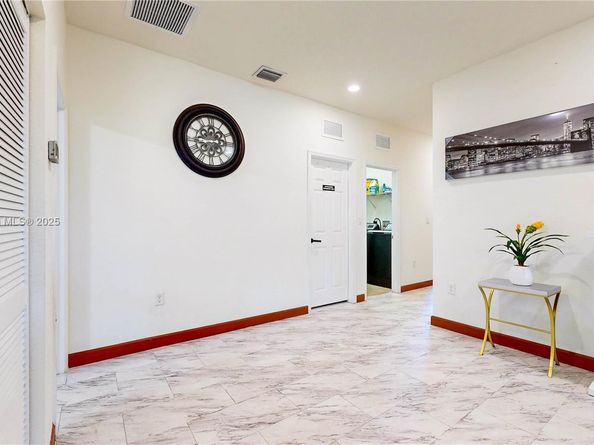 174 SE 35th Ave, Homestead FL 33033