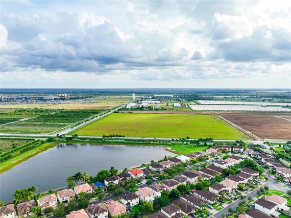 174 SE 35th Ave, Homestead FL 33033