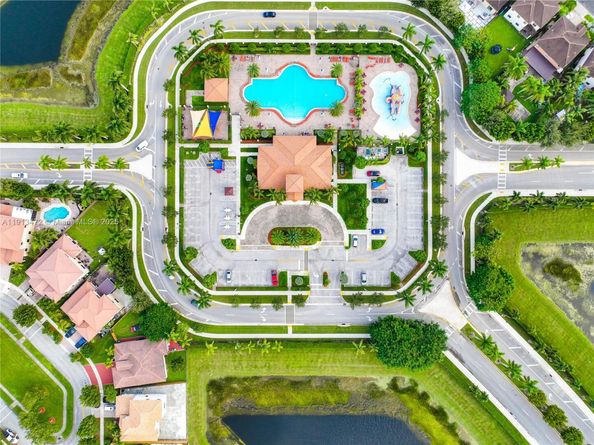 174 SE 35th Ave, Homestead FL 33033