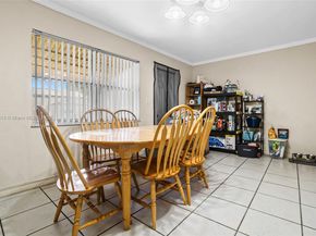 5850 Lincoln St, Hollywood FL 33021