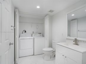 2941 NE 185th St 1305, Miami FL 33180