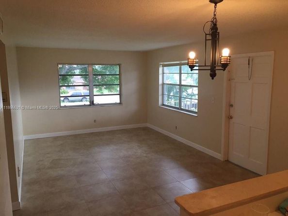 6211 SW 37th St 212, Davie FL 33314