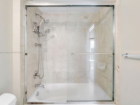 9066 SW 73rd Ct 1904, Miami FL 33156