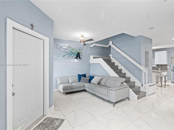 1621 SE 30th St, Homestead FL 33035