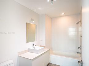 3301 NE 1st Ave M0501, Miami FL 33137