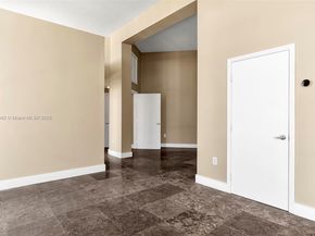 9055 SW 73rd Ct 606, Miami FL 33156