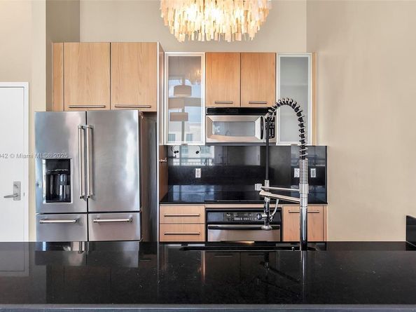 9055 SW 73rd Ct 606, Miami FL 33156