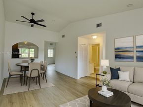 975 NE 33rd Ter 203, Homestead FL 33033
