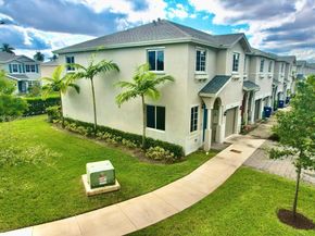 1202 NW 208th Ter, Miami Gardens FL 33169