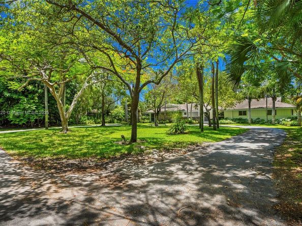 12365 SW 60th Ct, Pinecrest FL 33156