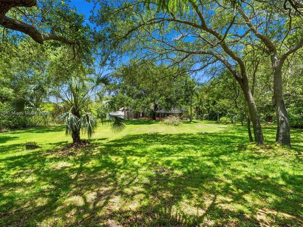 12365 SW 60th Ct, Pinecrest FL 33156