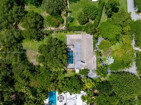 12365 SW 60th Ct, Pinecrest FL 33156