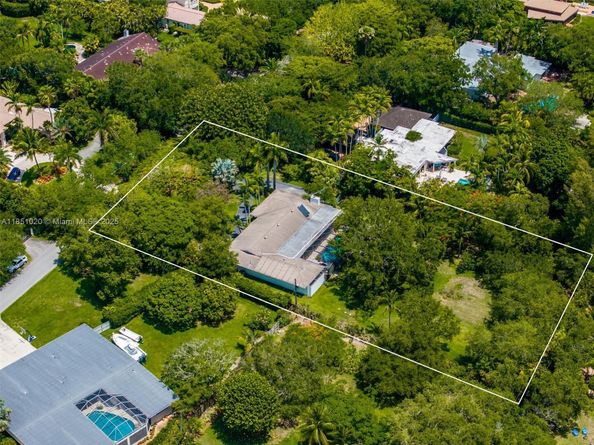 12365 SW 60th Ct, Pinecrest FL 33156