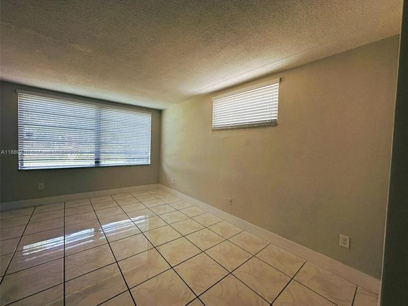 1501 NE 191st St C108, Miami FL 33179