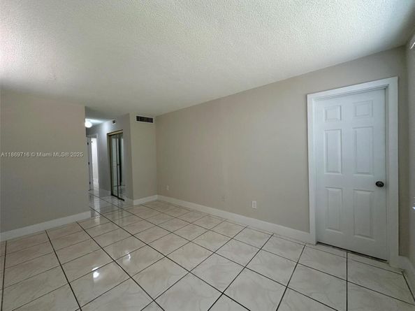 1501 NE 191st St C108, Miami FL 33179