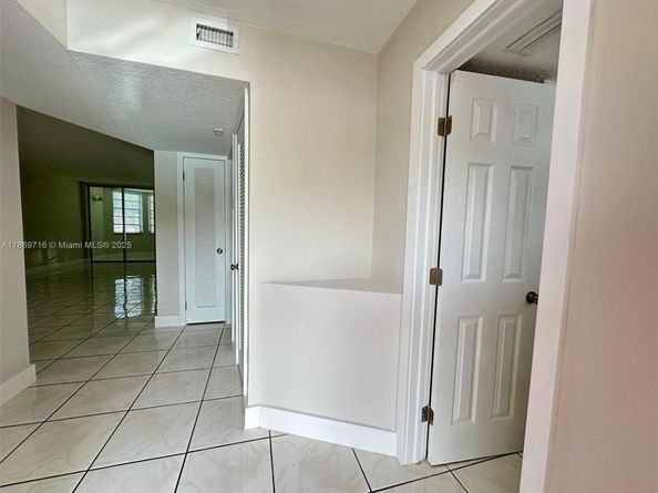1501 NE 191st St C108, Miami FL 33179
