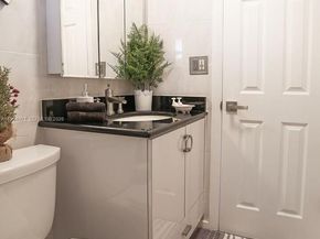 6570 Royal Palm Blvd 301J, Margate FL 33063