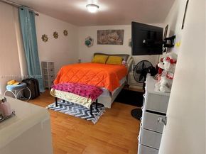 9525 SW 148th Ave Cir, Miami FL 33196