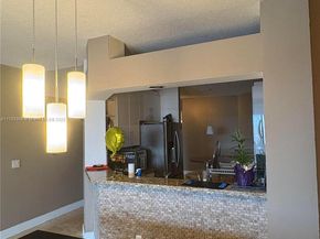 10730 NW 66th St 512, Doral FL 33178