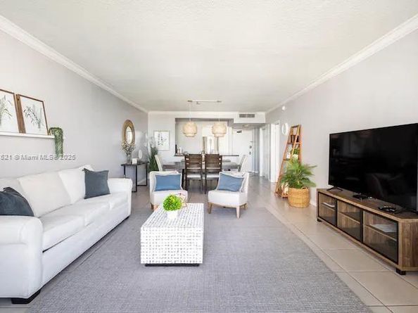 5601 Collins Ave 923, Miami Beach FL 33140