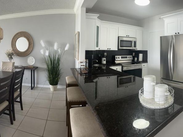 5601 Collins Ave 923, Miami Beach FL 33140