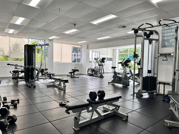 5601 Collins Ave 923, Miami Beach FL 33140