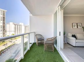 5601 Collins Ave 923, Miami Beach FL 33140