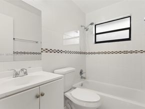 4120 SW 19th St, West Park FL 33023