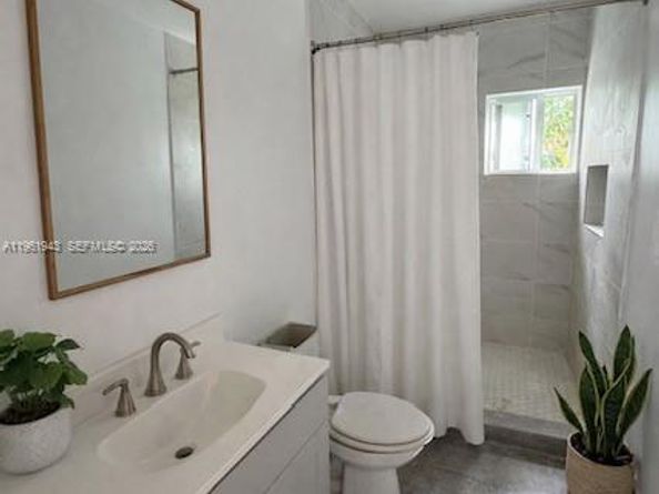 6875 NW 4th Ave, Miami FL 33150